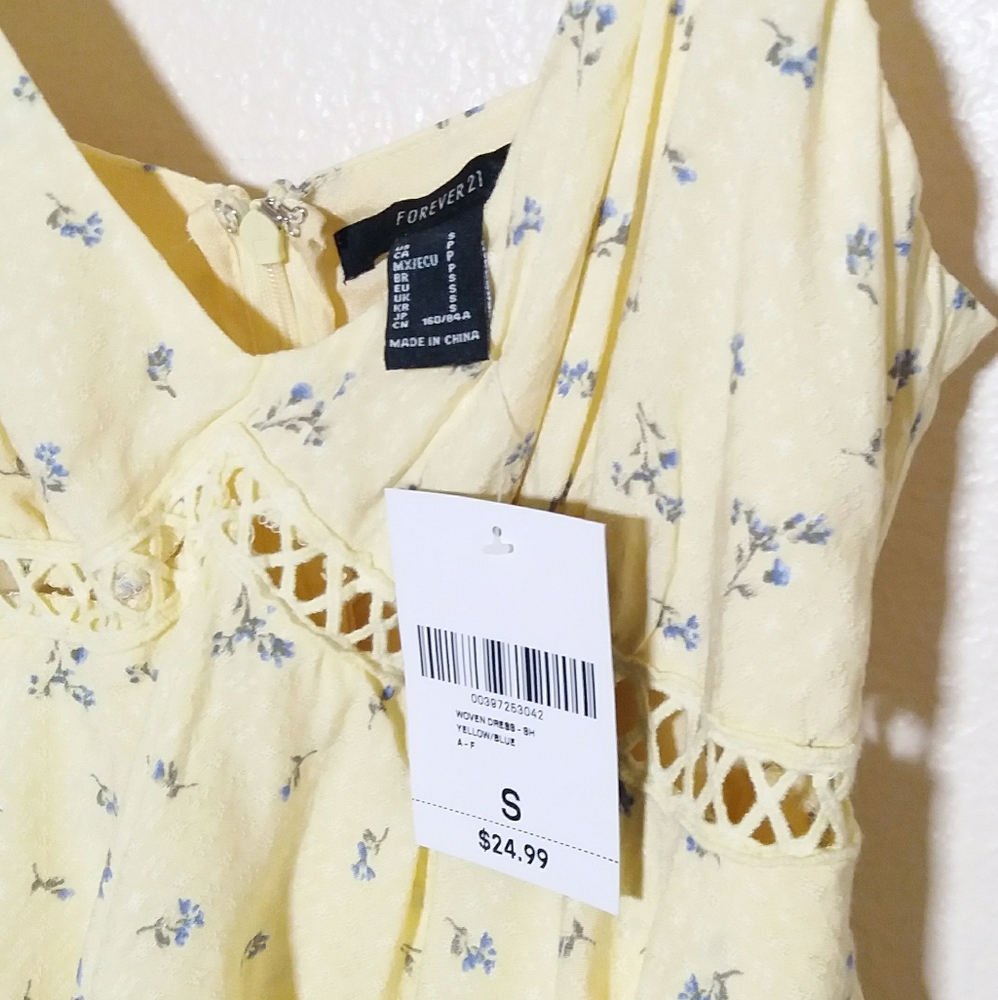 Yellow Floral Ruffle Tiered Babydoll Dress - Picture 4 of 4